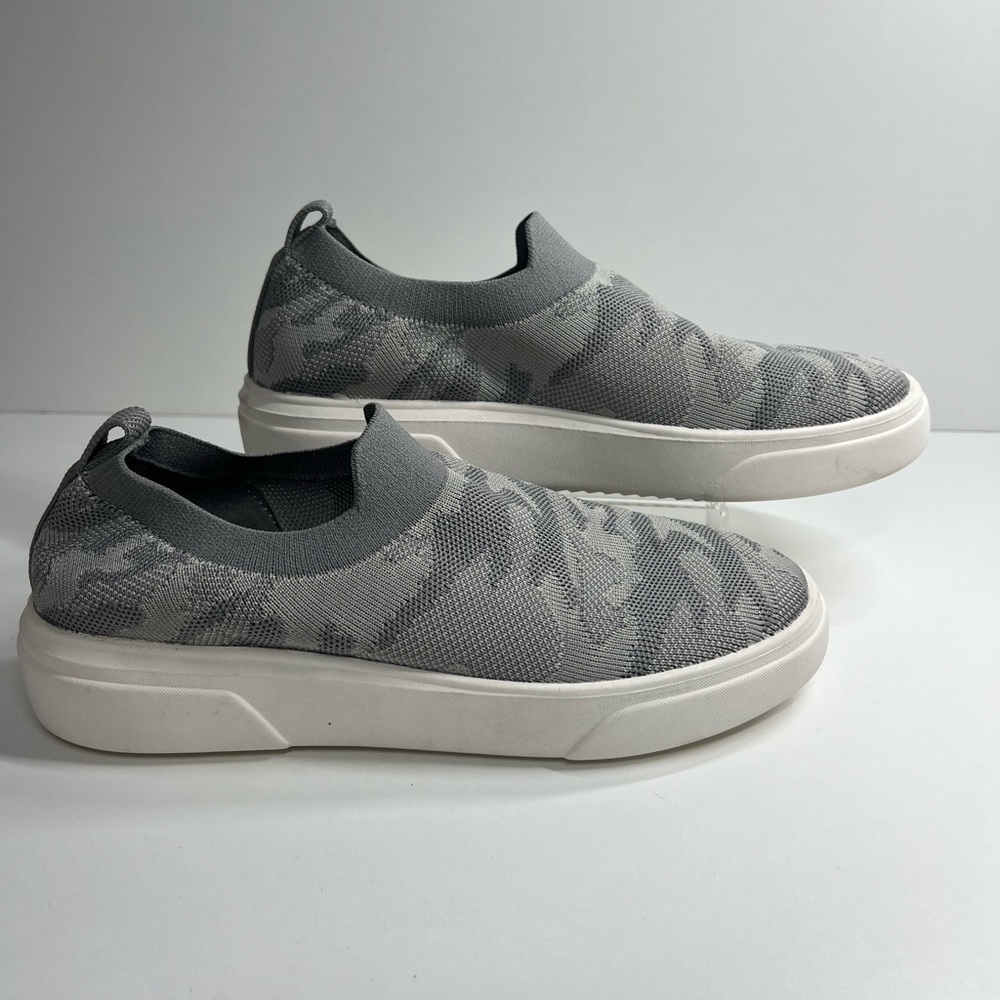 newday by target loafers